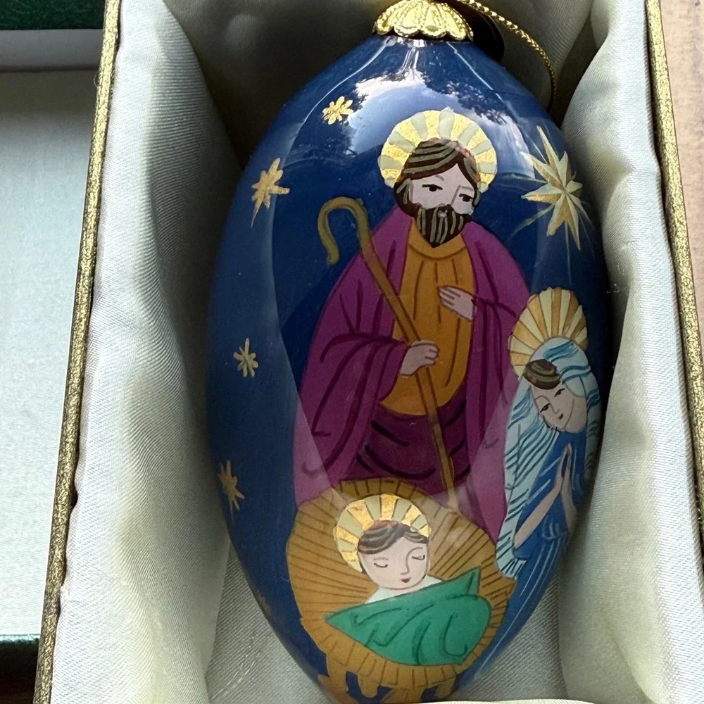Pier 1 Li Bien 2014 Nativity Christmas Ornament Hand Painted Blue Glass Boxed